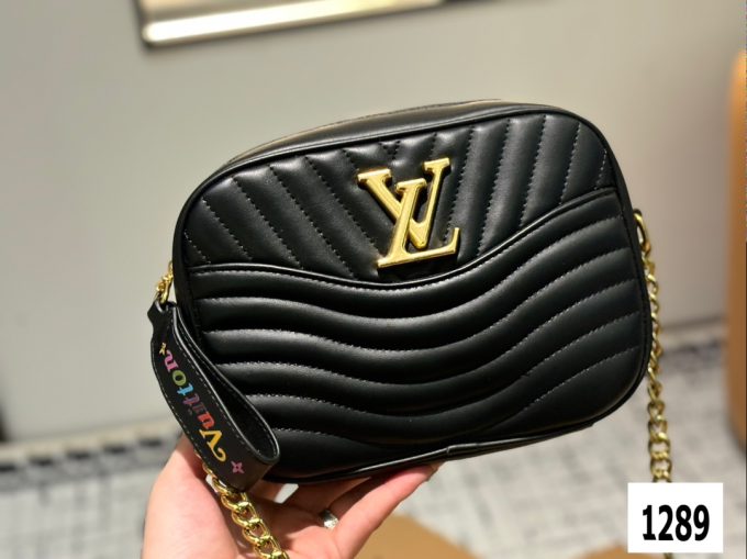 Louis new arrival wave bag size: 23 cm - Image 12