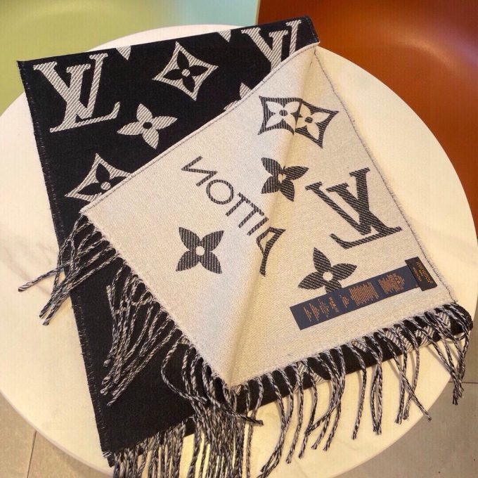 Louis Essential new arrival scarf size: 186*34 cm - Image 12