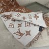 Louis Essential new arrival scarf size: 186*34 cm