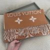 Louis Essential new arrival scarf size: 186*34 cm