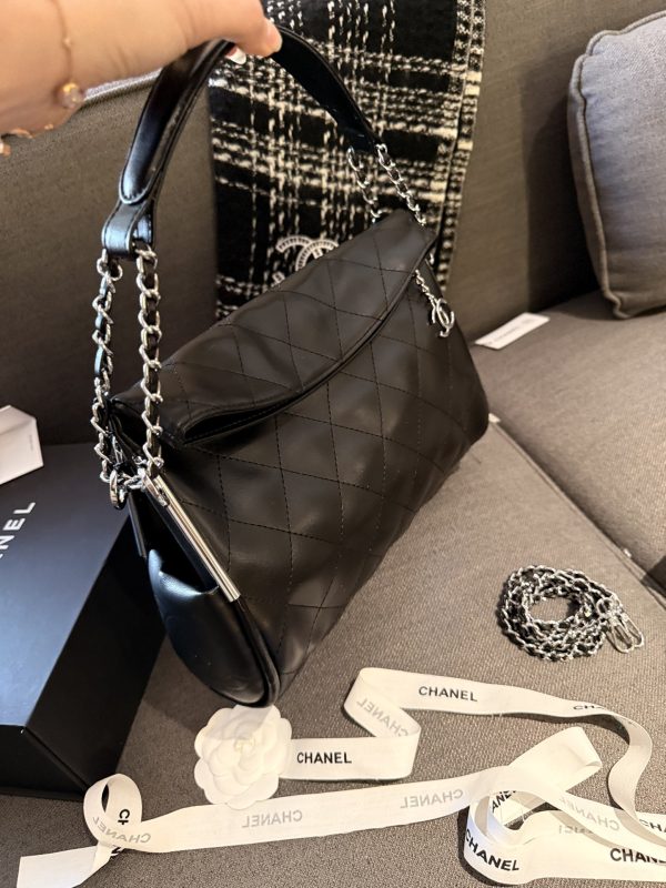 Cc new arrival hobo bag size: 30 cm