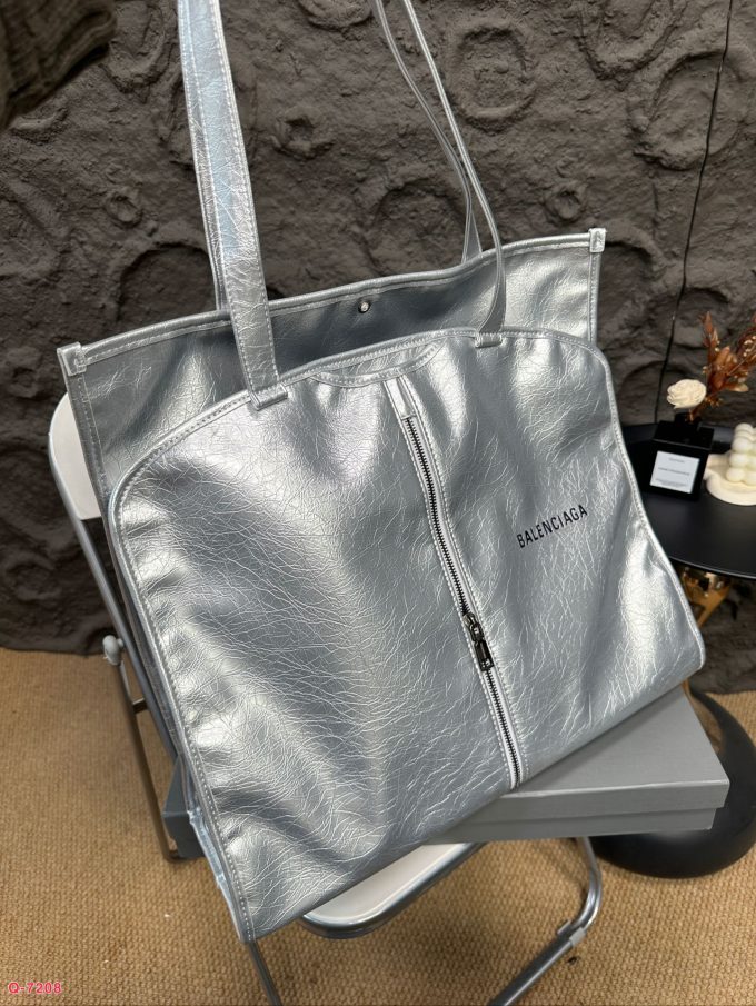 Balen new arrival tote bag size:  44*40 cm - Image 9