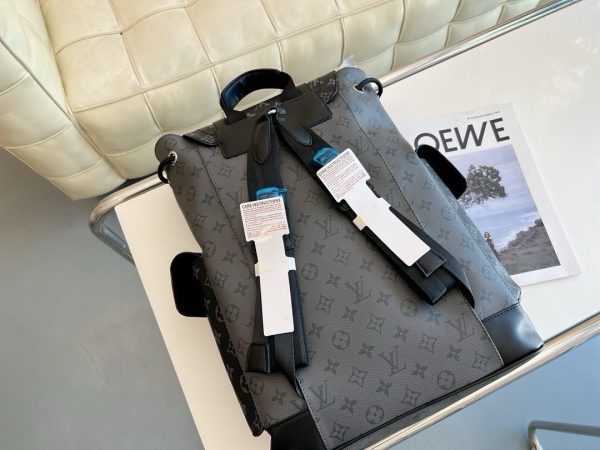 louis new arrival backpack 002 size: 31*15*45 cm