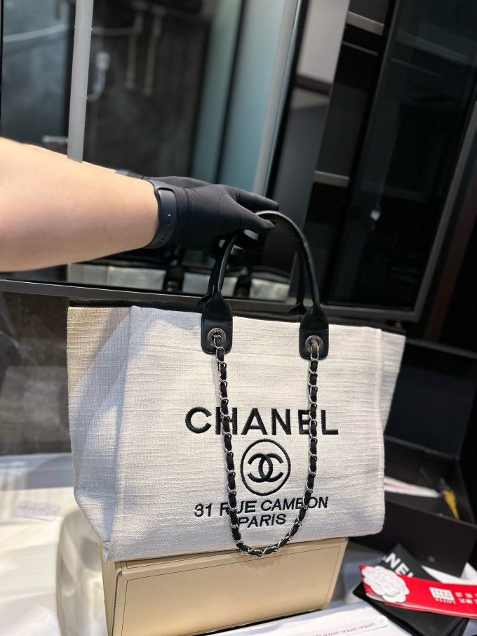 CC new arrival tote bag size: 38*30 cm - Image 4