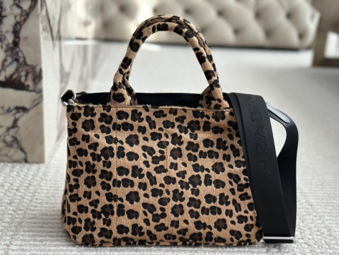 Pra new arrival tote bag 006  size:30 * 20cm - Image 8