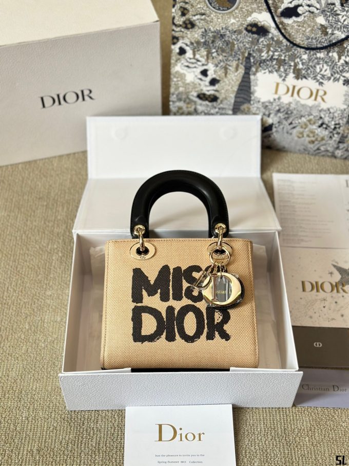 D new arrival lady bag size: 20*18 cm - Image 9