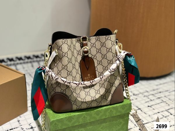 GG Emblem new arrival tote bag size:21 * 20 cm