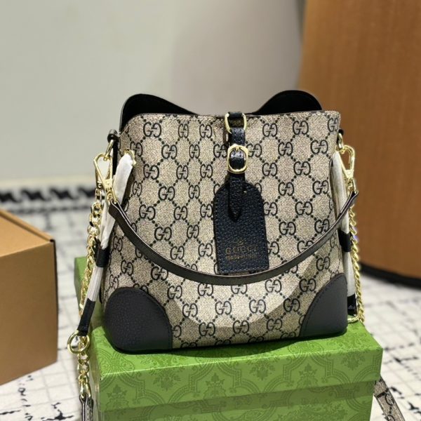 GG Emblem new arrival tote bag size:21 * 20 cm
