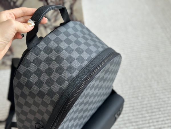 Louis new arrival men backpack bag 008 size :36*28cm
