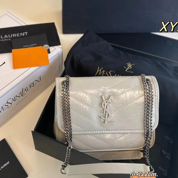Y new arrival niki chain bag small size: 22*18 cm