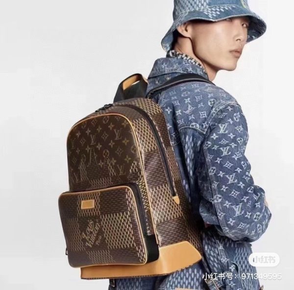 Louis ?? NIGO new arrival men backpack bag size: 38-29-13cm