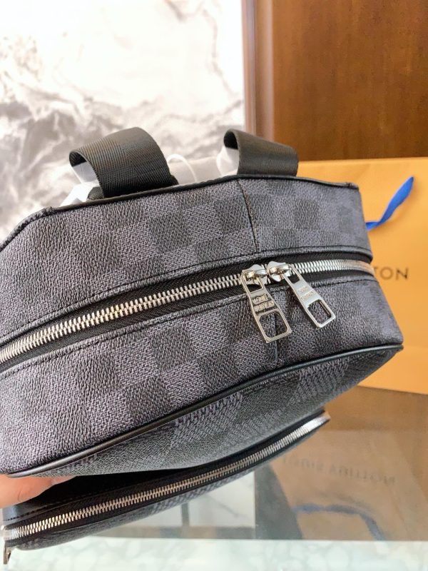 Louis ?? NIGO new arrival men backpack bag size: 38-29-13cm