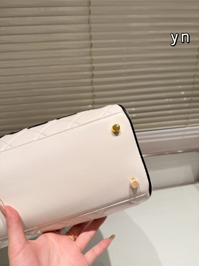 Cc new arrival 24c maxi bag size: 46*27 cm - Image 3