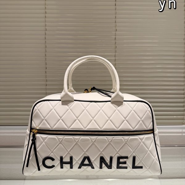 Cc new arrival 24c maxi bag size: 46*27 cm