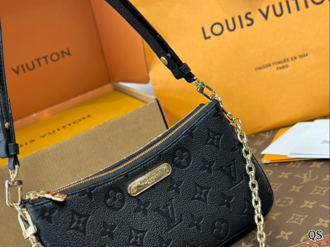 Louis new arrival hobo pochette bag size: 24*11 cm - Image 5