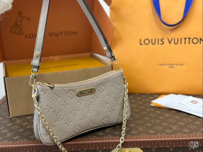 Louis new arrival hobo pochette bag size: 24*11 cm - Image 3