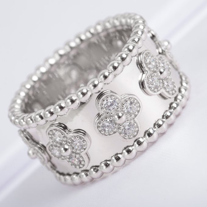 Perlee clovers new arrival rings - Image 7