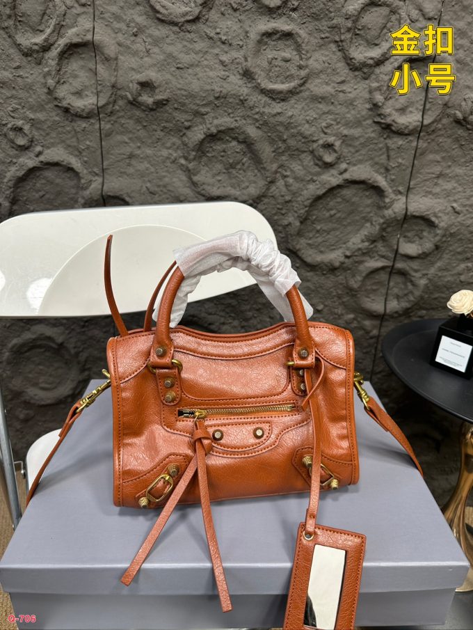 Balen Gaint City new arrival bag - Image 12