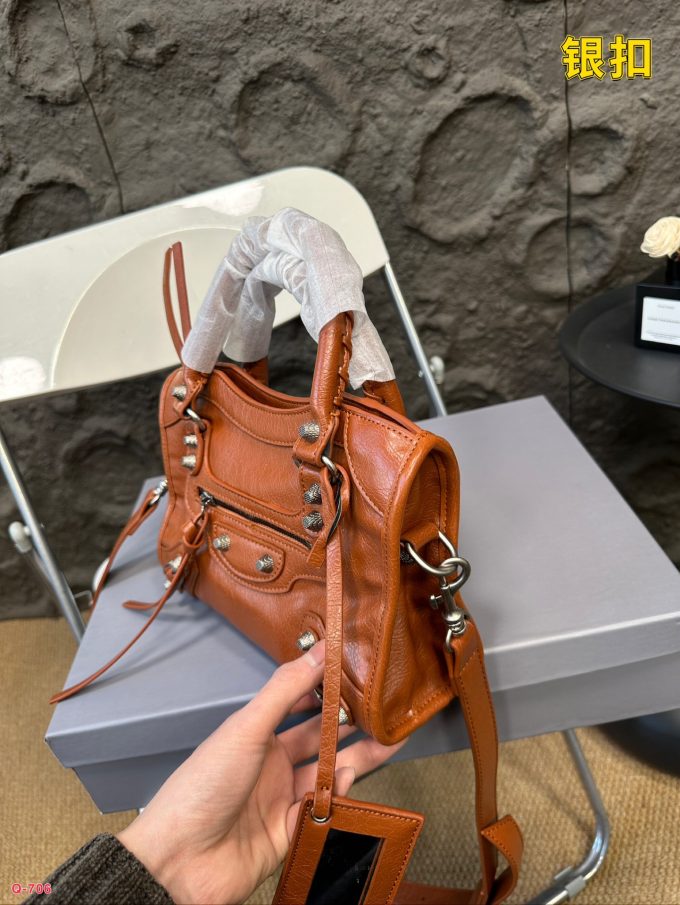 Balen Gaint City new arrival bag - Image 19