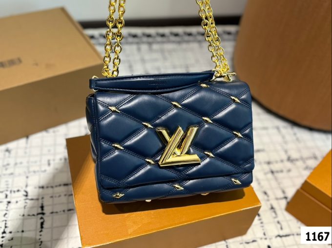 Louis new arrival bag 002 size： 22*13 cm - Image 2