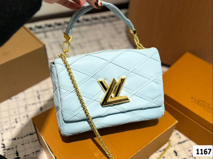 Louis new arrival Twist bag size: 22*13 cm - Image 5