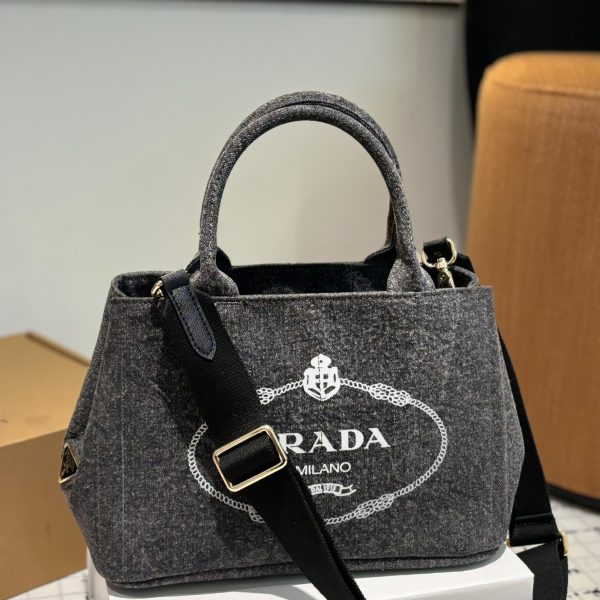 Pra new arrival tote bag size:30 * 19 cm
