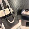Louis new arrival onthego tote bag size:34 * 27 cm