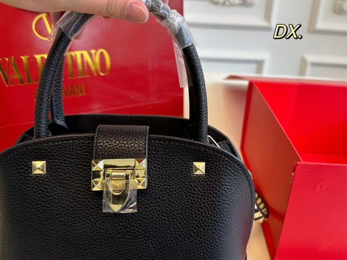 Val new arrival bb bag size: 21*16 cm - Image 11