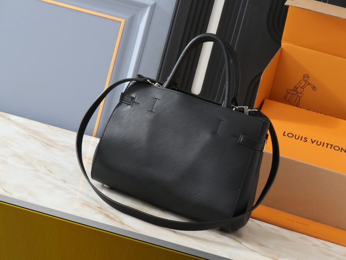 louis new arrival Twist Tote bag size: 30*22*13 cm - Image 6