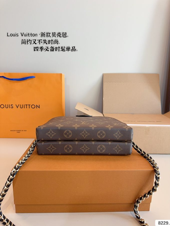 louis new arrival Teddy bb bag size:24*8*16cm - Image 9