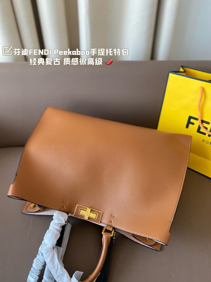 Fen new arrival Peekaboo tote bag size: 42*28 cm - Image 7