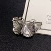 Cc brooch 0090