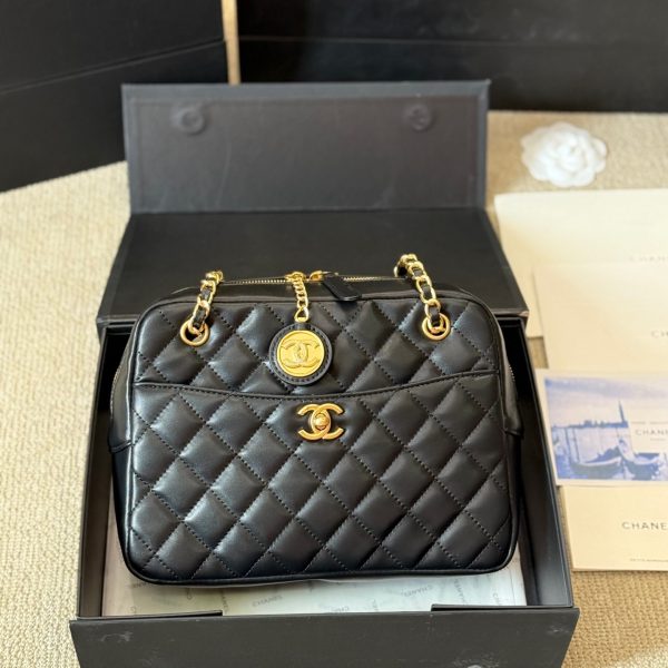 Cc new arrival 24K camera bag size: 25*17 cm