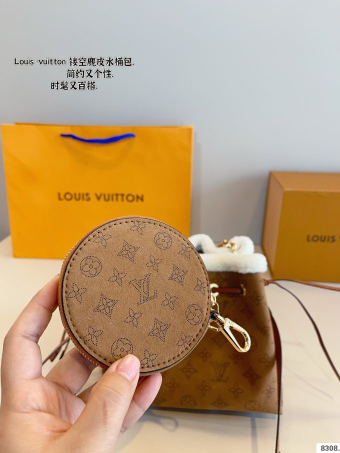 Louis new arrival bucket bag size: 23*14*19cm - Image 6