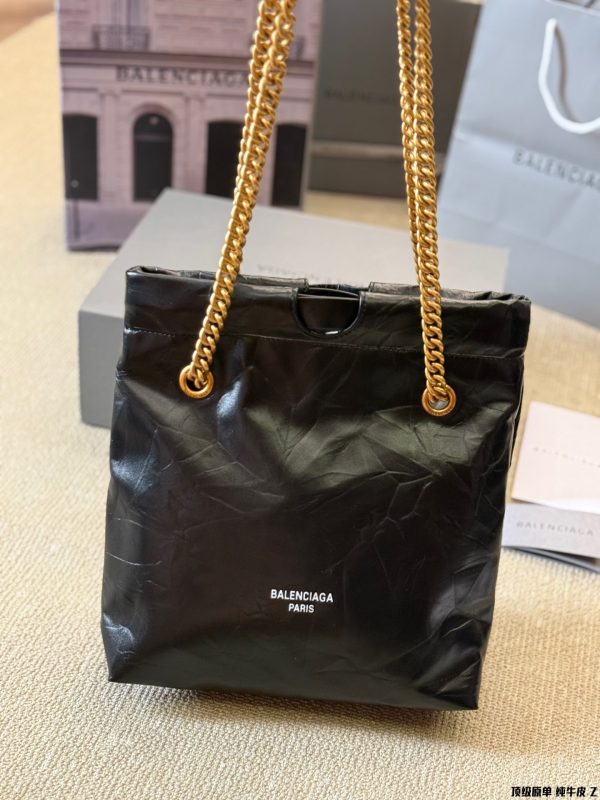 Balen new arrival crush tote bag size;26*30 cm
