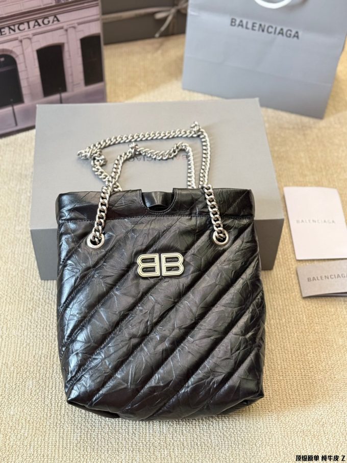 Balen new arrival crush tote bag 002 size;26*30 cm - Image 7