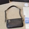 CC new arrival vintage chain bag size: 22*13 cm