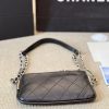 CC new arrival vintage chain bag size: 22*13 cm