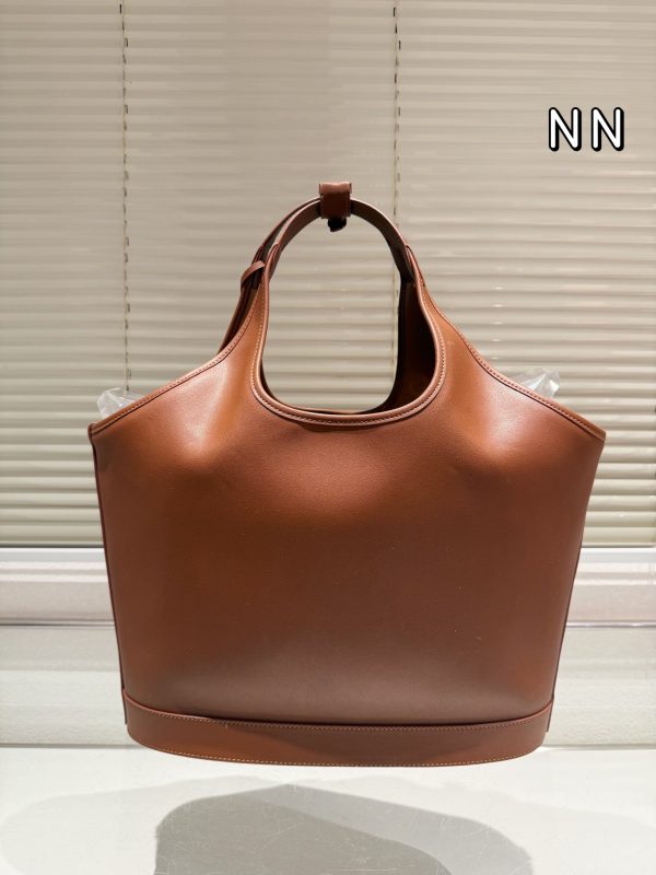 Pra new arrival tote bag size:28*22 cm