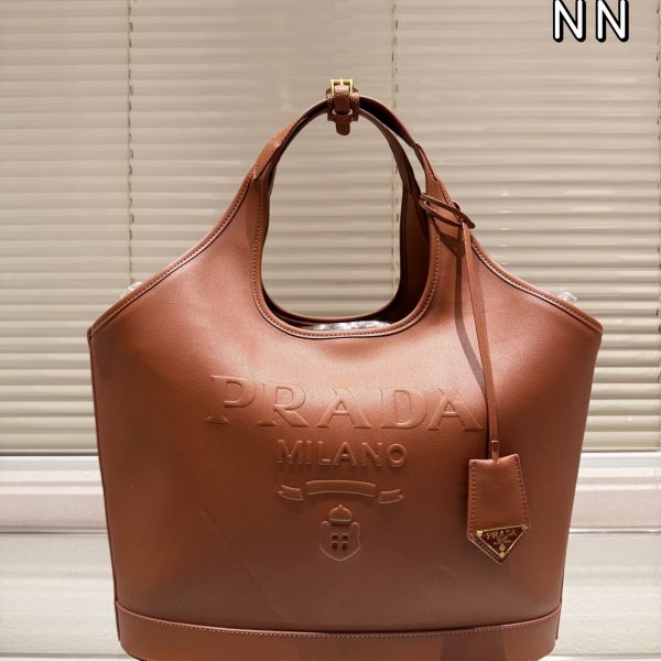 Pra new arrival tote bag size:28*22 cm