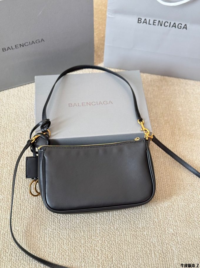Balen new arrival Rodeo hobo bag size: 22*15 cm  top quality - Image 5