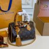 Louis new arrival speedy bag size: 20*15 cm