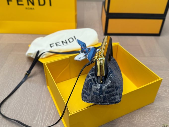 Fen new arrival First bag size: 23 * 17 cm - Image 2