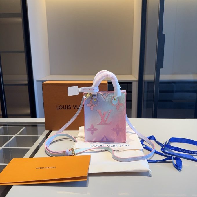 louis new arrival pink mini tote bag size: 14*17*5 cm - Image 3
