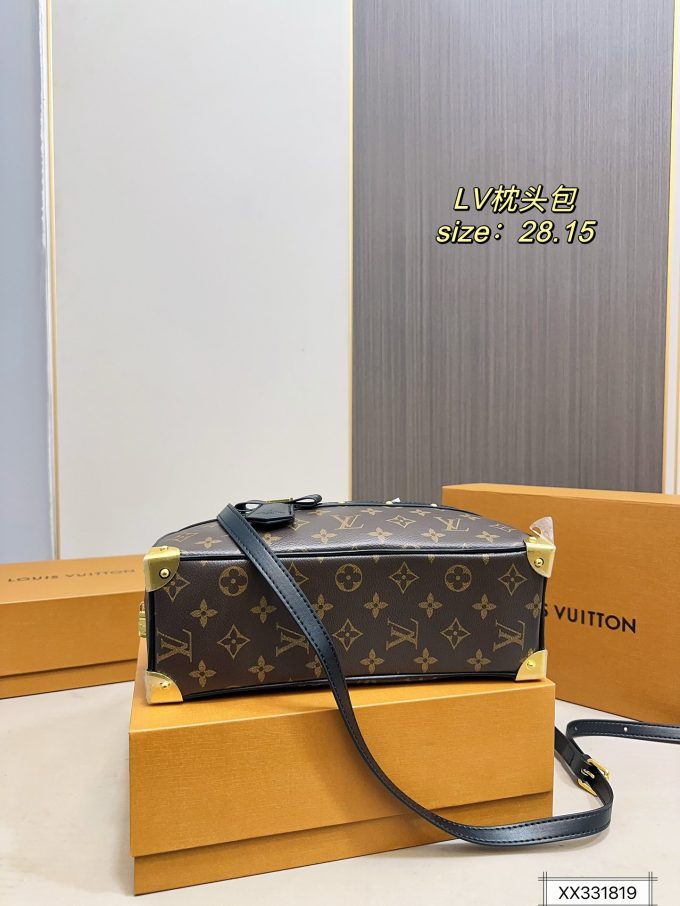 Louis new arrival bag size；28*15 cm - Image 4
