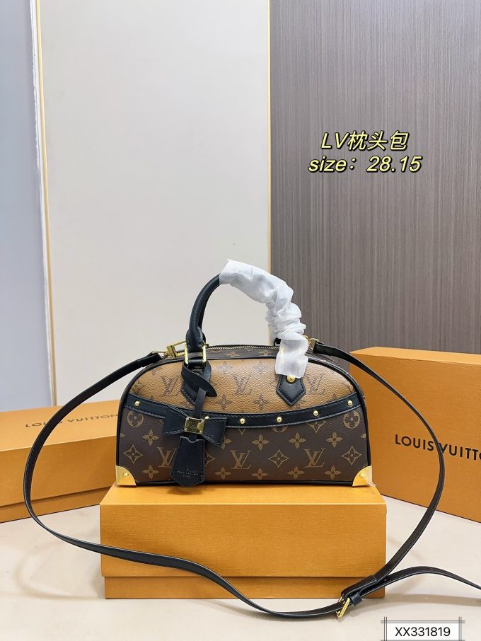 Louis new arrival bag size；28*15 cm - Image 11