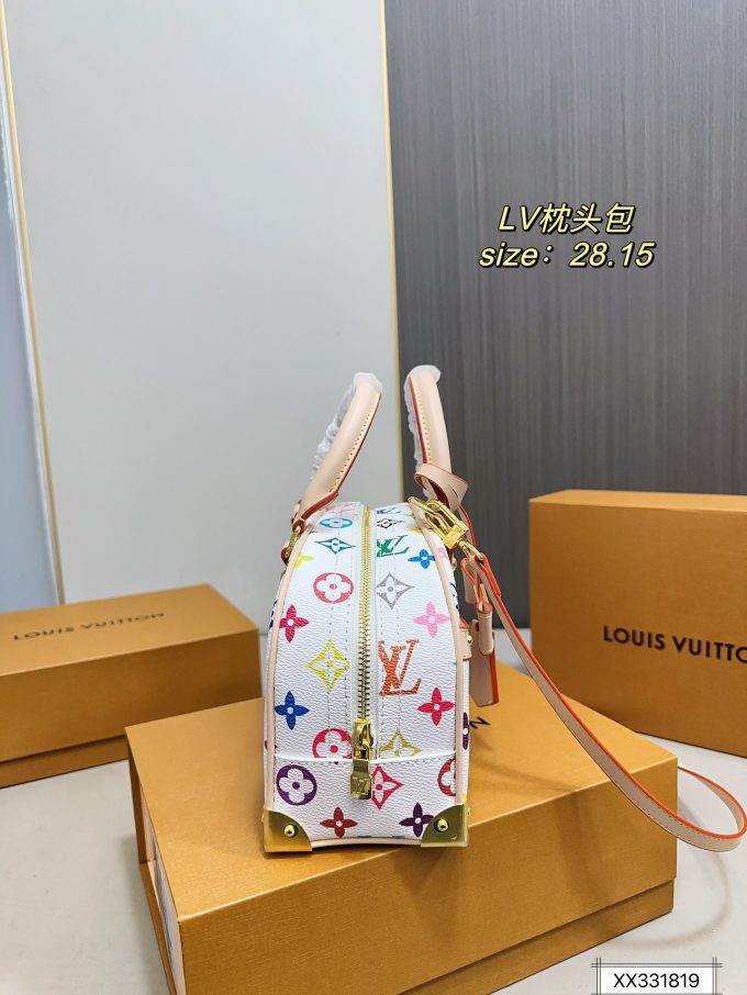 Louis new arrival bag size；28*15 cm - Image 14