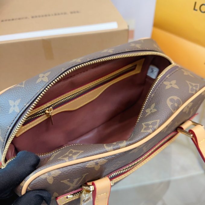 Louis new arrival vintage bag size: 25*15cm - Image 4