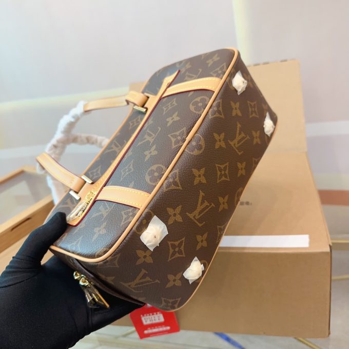 Louis new arrival vintage bag size: 25*15cm - Image 7