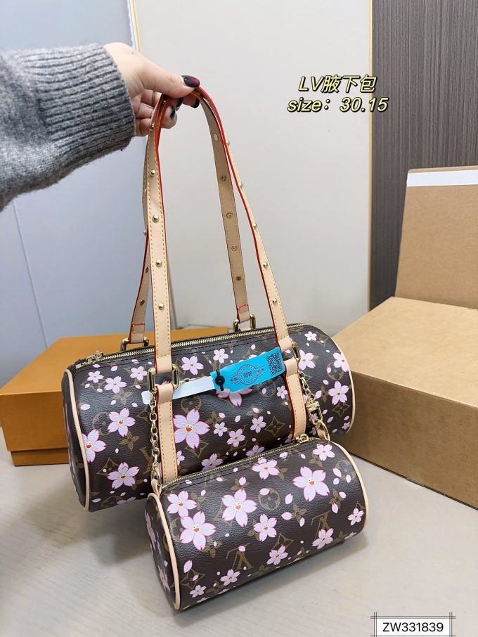 Louis new arrival hobo bag size:30 * 15 cm - Image 7